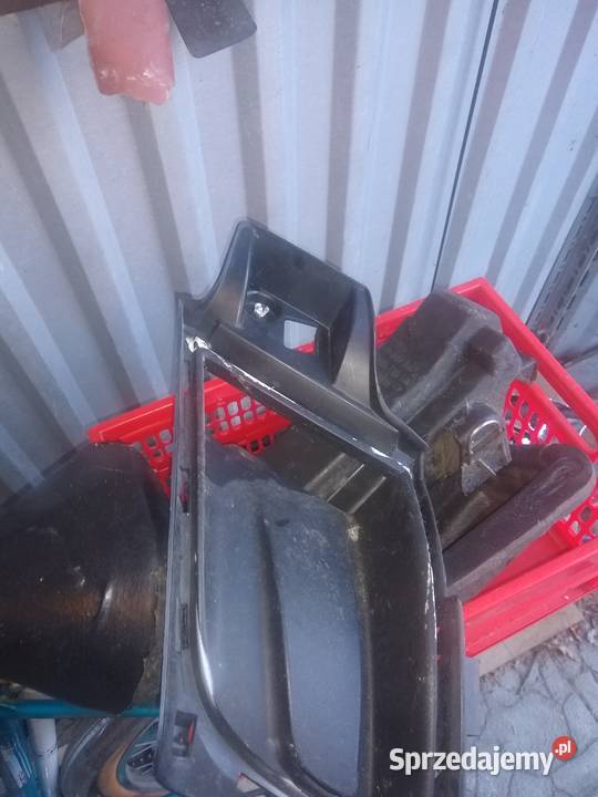 Zaślepka w zderzak megane 3 III gt Rok produkcji 2010 Jarosław