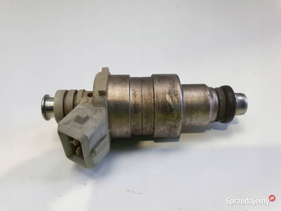 Peugeot 306 14 8V WTRYSKIWACZ wtrysk IW155