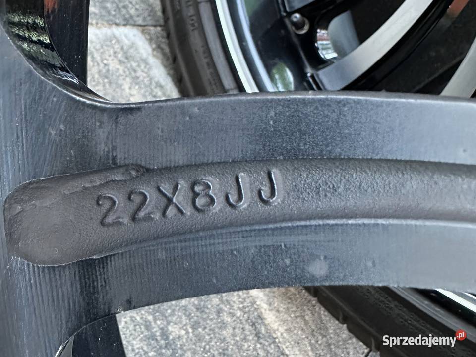Koła Felgi Borghini B24 22 cale 26535 R22 5x108