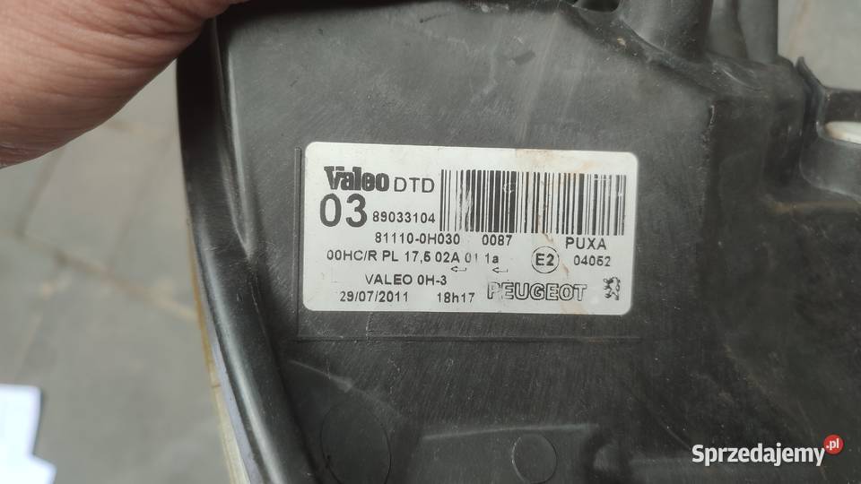 Lampa Peugeot 107 przód osobowe Czarnków