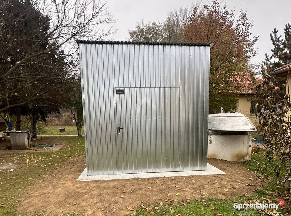Schowek pomieszczenie gospodarcze 3x3 drzwi Kłodzko