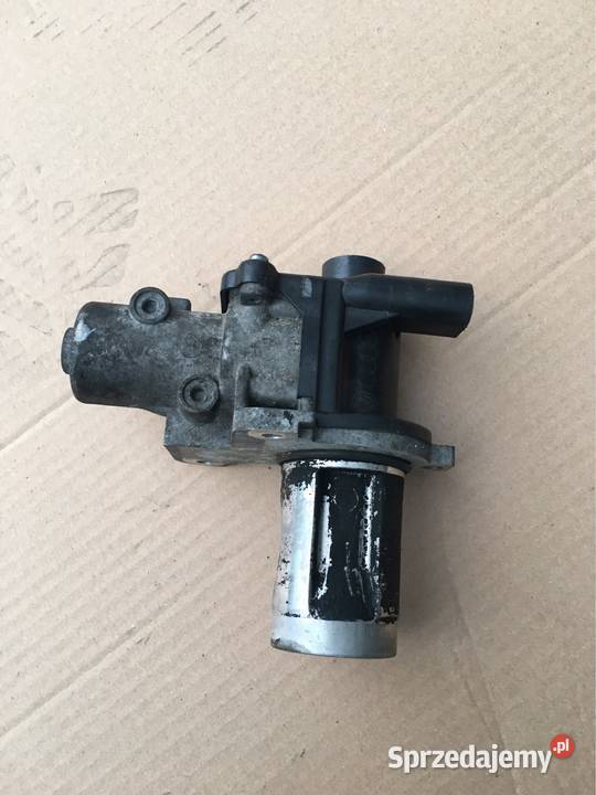 Zawór Egr Passat audi a4 b7 20tdi 038131501AD Pozostałe Chojnice sprzedam