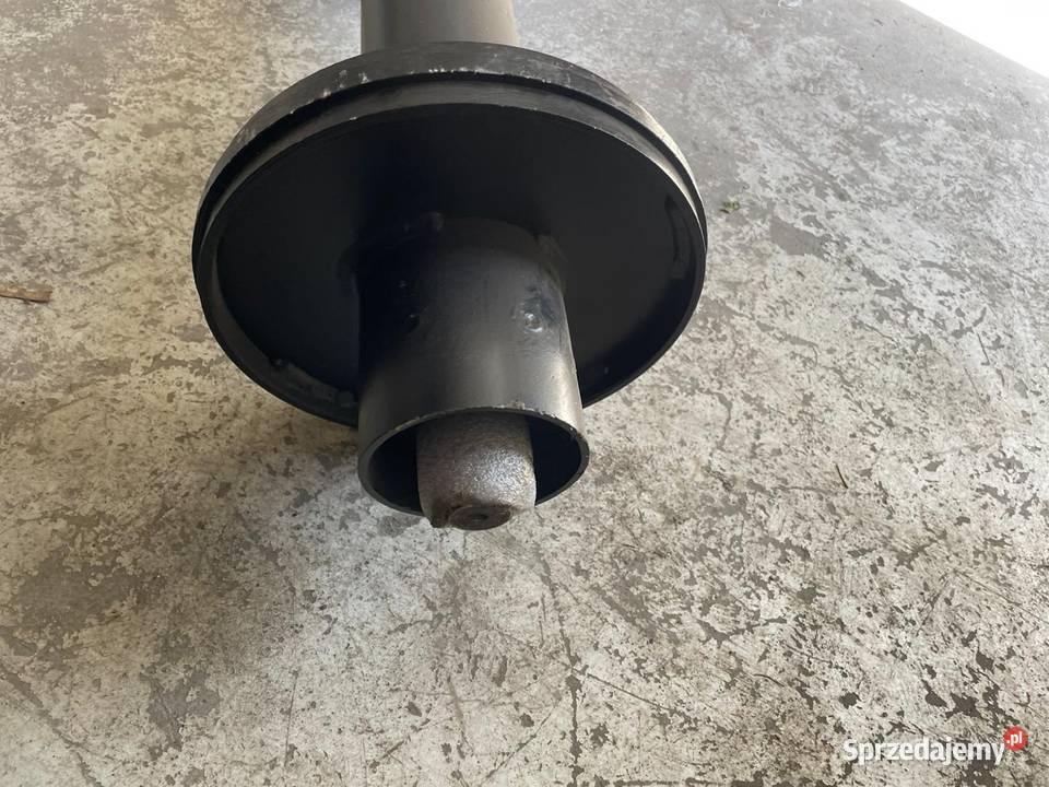 Wal podajnika gardzieli Claas Dominator Mega Do kombajnów Namysłów