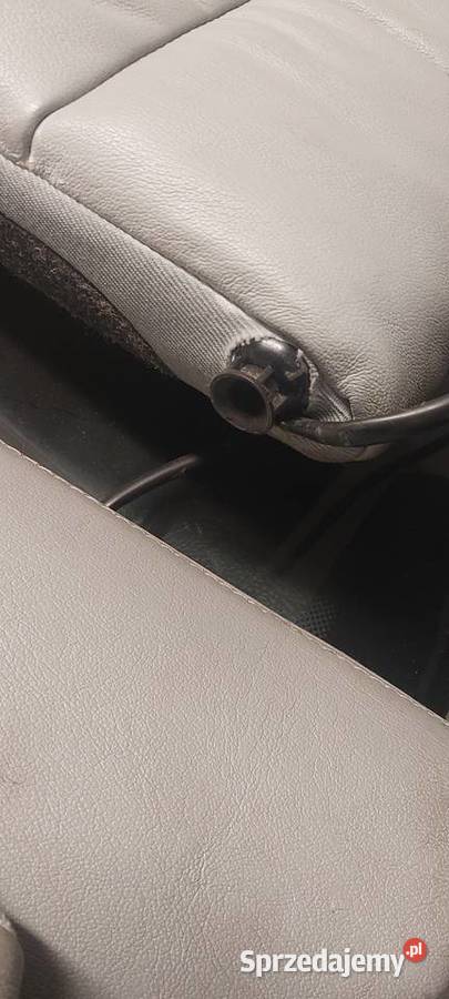 Sprzedam tylna kanapa Octavia 2 Laurin Clement Białystok