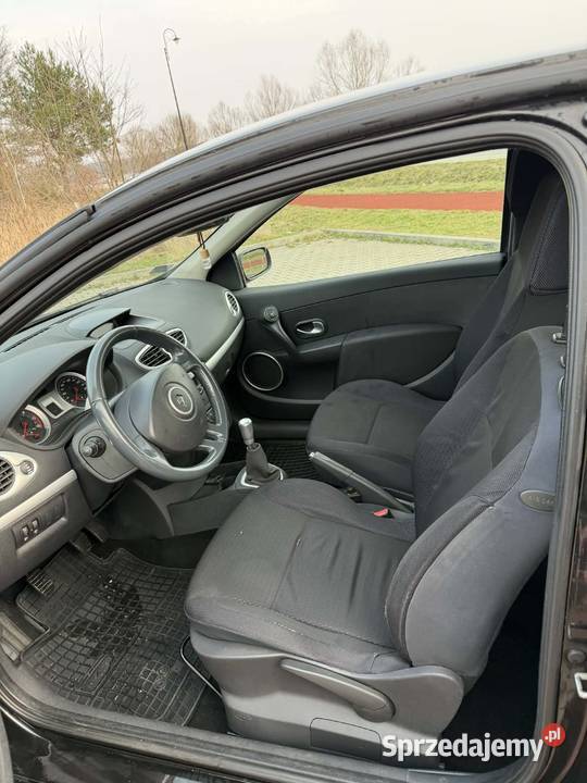 Renault Clio 15dci 320000km Starachowice