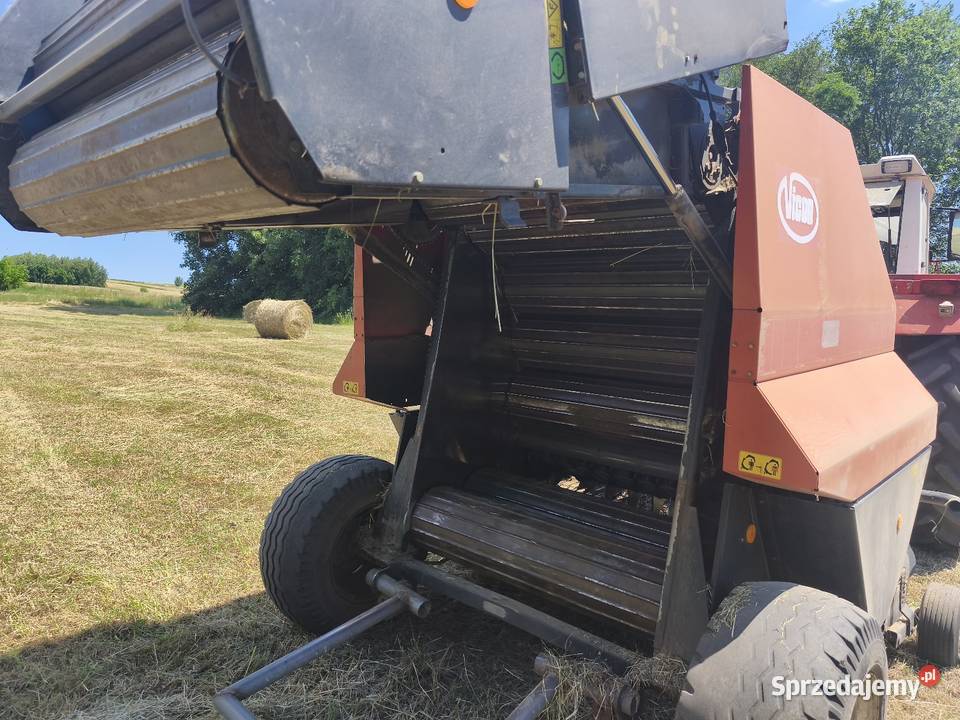 Prasa rolująca vicon rf 122 120x120 Rolujące (belujące) Nowa Słupia