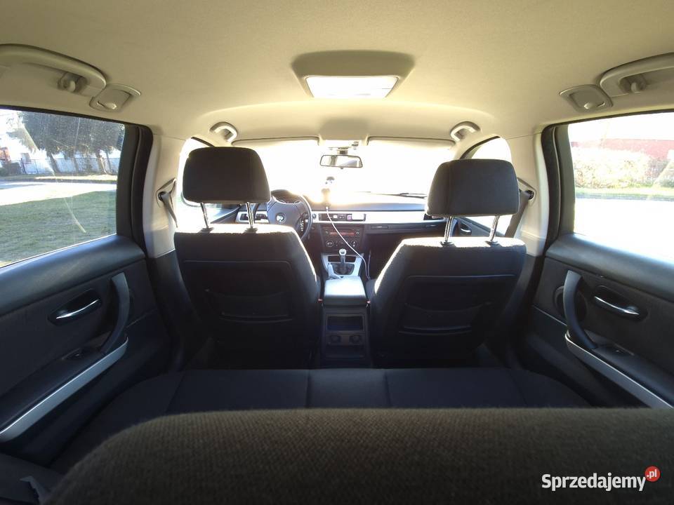 BMW E91 N47B20C 2010R welurowa tapicerka Motoryzacja