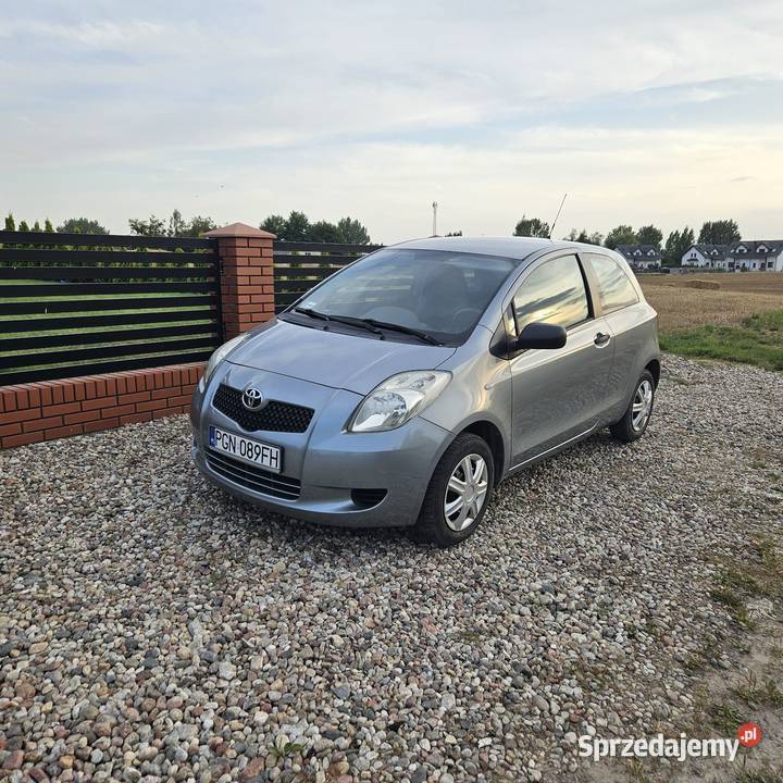 Toyota Yaris 998cm3 wielkopolskie Gniezno sprzedam