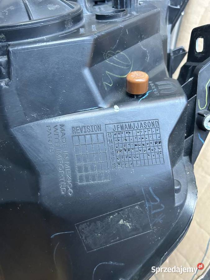 Lewa Lampa Przód przednia Ram Promaster 36 Ostrowiec Świętokrzyski sprzedam