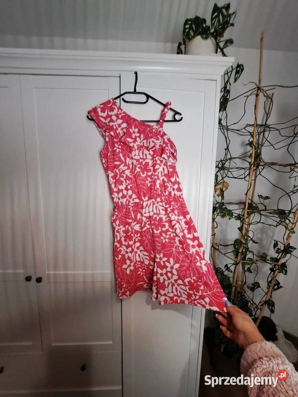 Czerwony kombinezon w kwiaty stylowy i wygodny Trąbki Wielkie