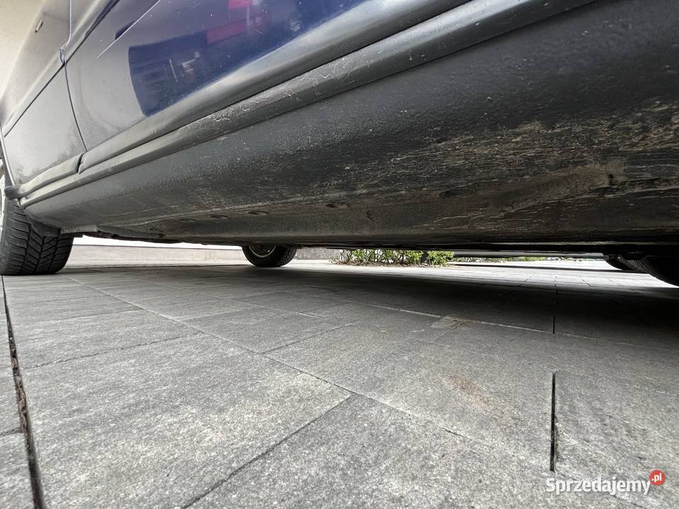Solidna i zadbana babcia z gazem Audi a4 B5 18 elektryczne lusterka Warszawa