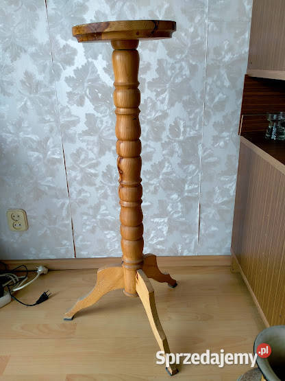 Stojak drewniany na kwiaty