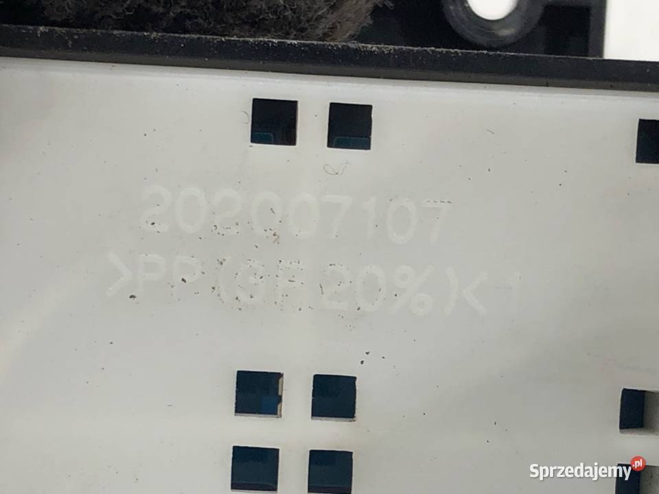 PRZEŁĄCZNIK SZYB HYUNDAI i10 202007107 Hatchback