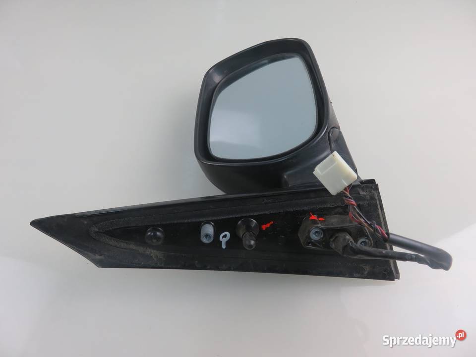 LUSTERKO PRAWE TOYOTA AVENSIS VERSO M2 8P4