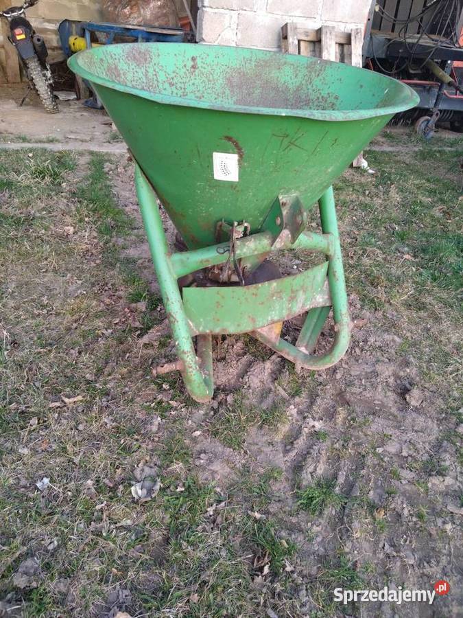 Rozsiewacz do nawozów Agromet Brzeg