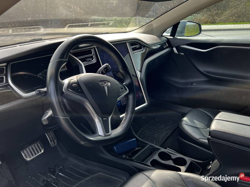 Tesla Model S 85 2014 darmowe ładowanie Szczebrzeszyn
