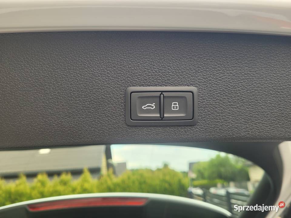 Audi Q2 35tfsi 2650 przebiegu matrix kamera Navi Żory