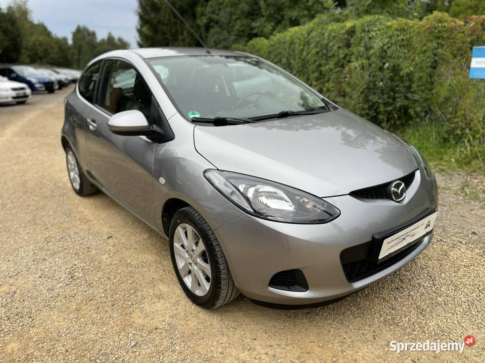 Mazda 2 13 1WŁ Klima ALu El szyby BEZ KOROZJI światła do jazdy dziennej śląskie Częstochowa