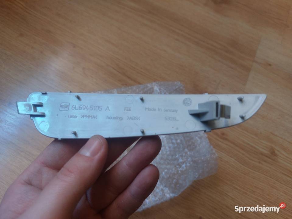 Odbłyśnik Odblask zderzaka tylnego OE Seat Ibiza śląskie