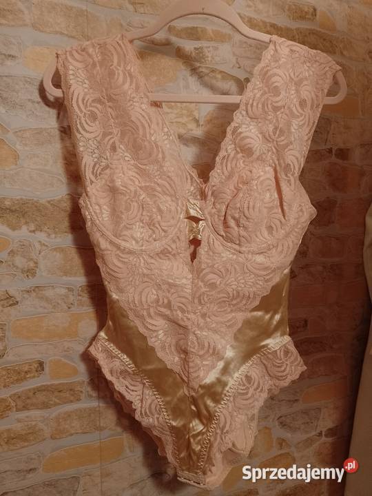 XLXXL Luksusowe body modelujące z Londynu Kraków