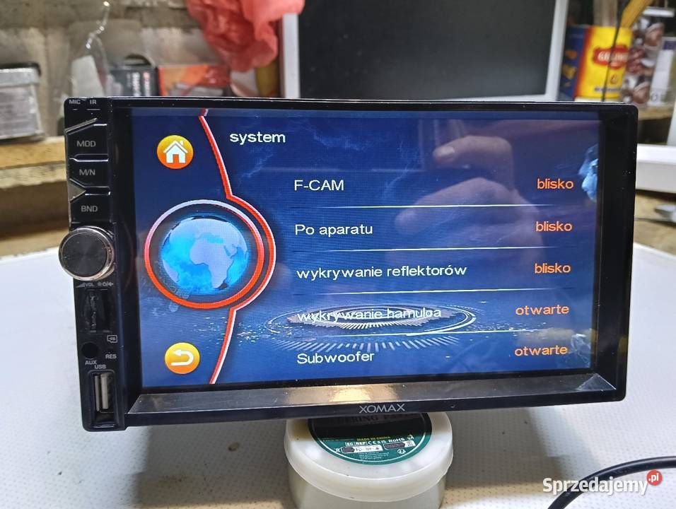 Radio samochodowe marki XOMAX