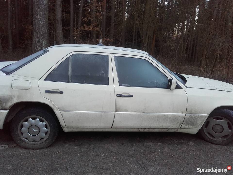Sprzedam mercedesa beżowy Rentyny