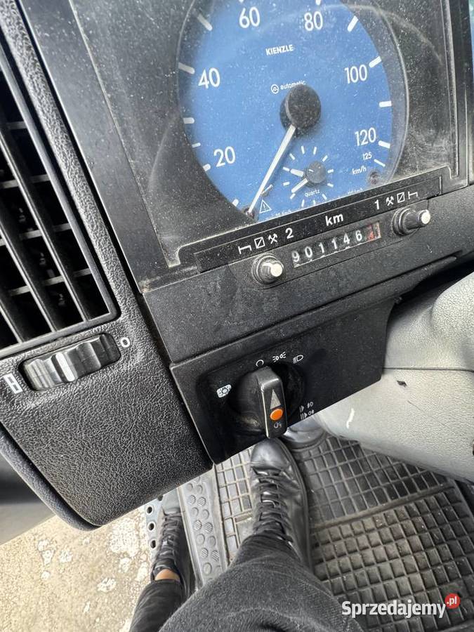 mercedes ATEGO 1828 produkcji 2001 Marki