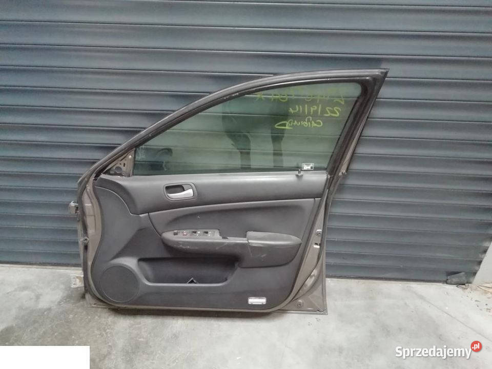 HONDA ACCORD VII 2006 DRZWI PRAWE PRZÓD części blacharskie