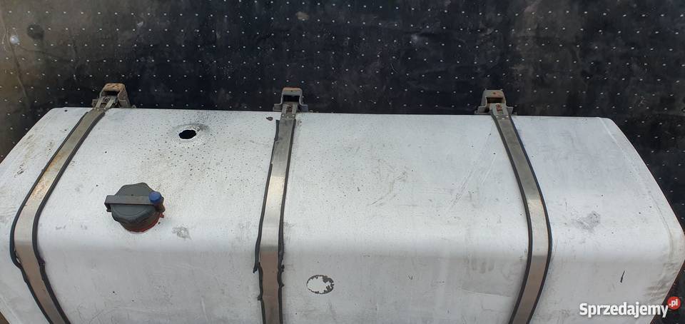 ZBIORNIK PALIWA IVECO 760L KOMPLETNY Bieleń