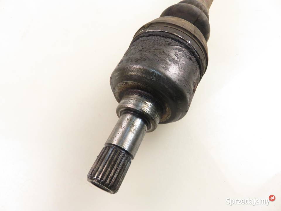 PÓŁOŚ LEWA PRZEDNIA PEUGEOT 407 16 HDi małopolskie