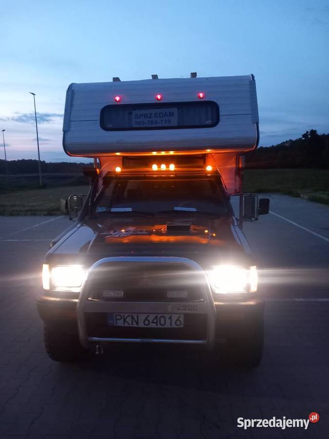 Kamper terenowy na Mitsubishi L200 25 tdi L200 Justynów