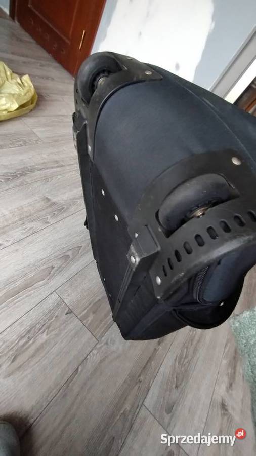 torba jako walizka umbro czarna Torby, plecaki i walizki wielkopolskie sprzedam