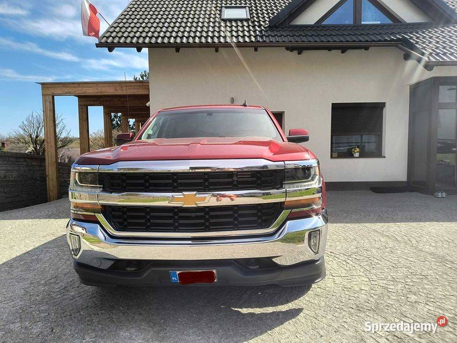 Chevrolet Silverado Bezwypadkowy LPG 4x4 HAK światła LED sprzedam