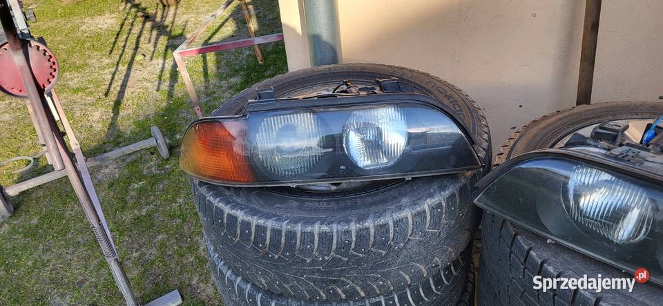 Sprzedam lampy bmw e39 xenon Narol