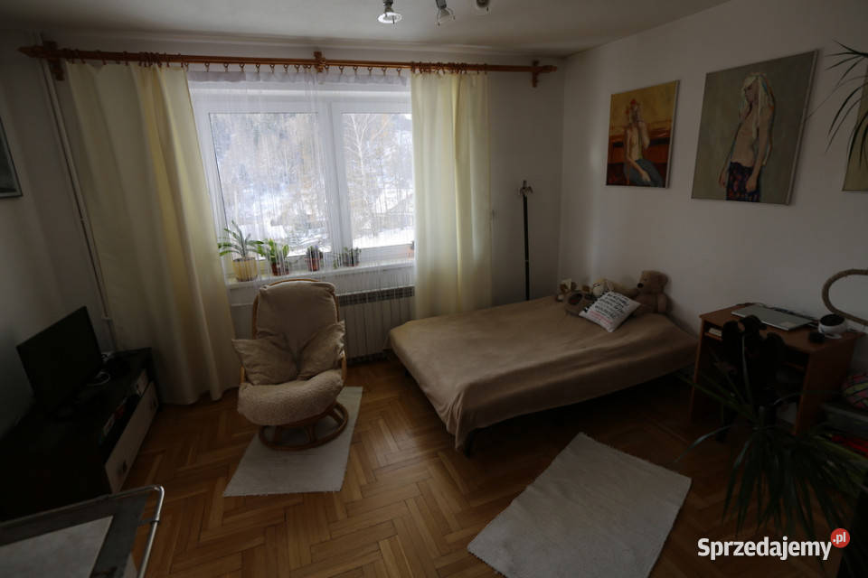 Dom 3 kondygnacyjny z ogrodem i garażem małopolskie Krośnica