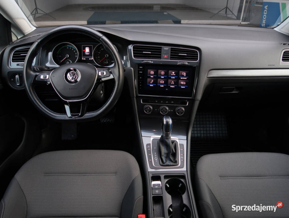 VW eGolf 32 kWh 37 Ah czujnik parkowania
