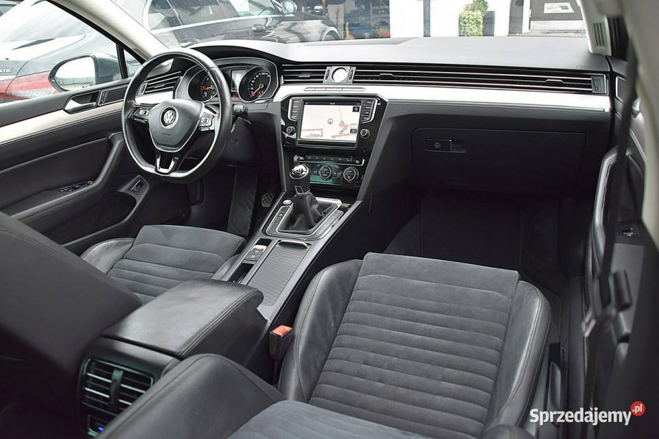 Volkswagen Passat 20TDI 150 Highline Ful Led isofix Nowe Kucice