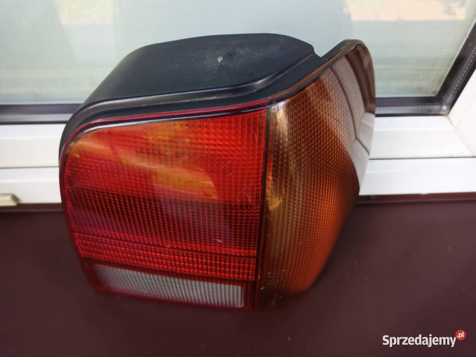 VW Polo III 3 6N lampa tył tylna prawa wkład łódzkie
