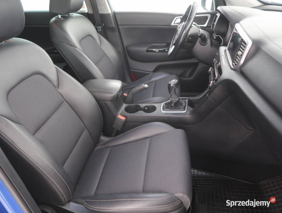 Kia Sportage 16 GDI niebieski Sportage Bielany Wrocławskie