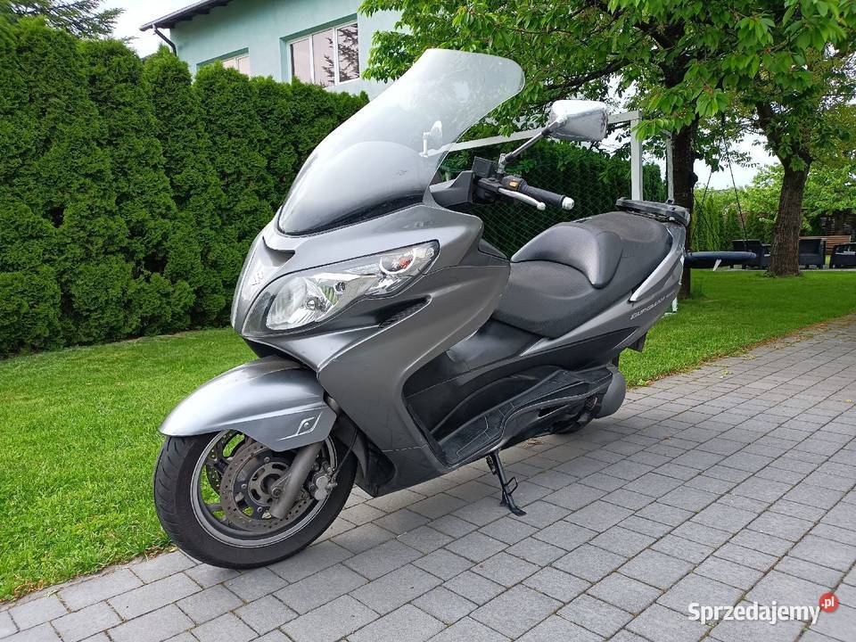 Suzuki Burgman 400 Suzuki Nisko