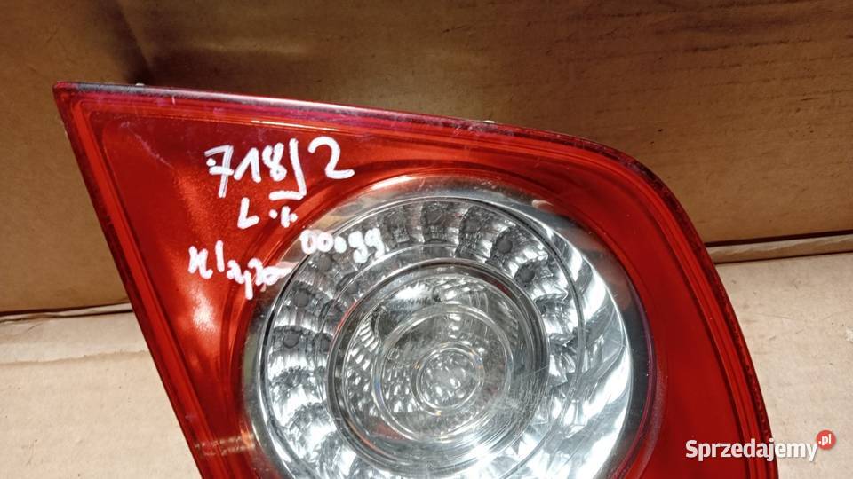VW JETTA V SEDAN LAMPA TYŁ LEWA W KLAPĘ Zbierkowo