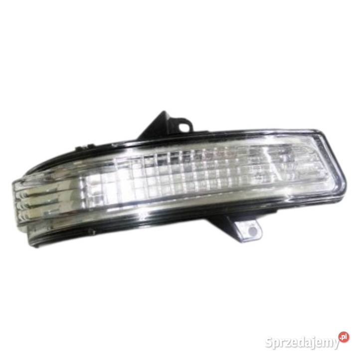 KIERUNKOWSKAZ W LUSTERKU PRAWY SUZUKI SWIFT IV Wrocław