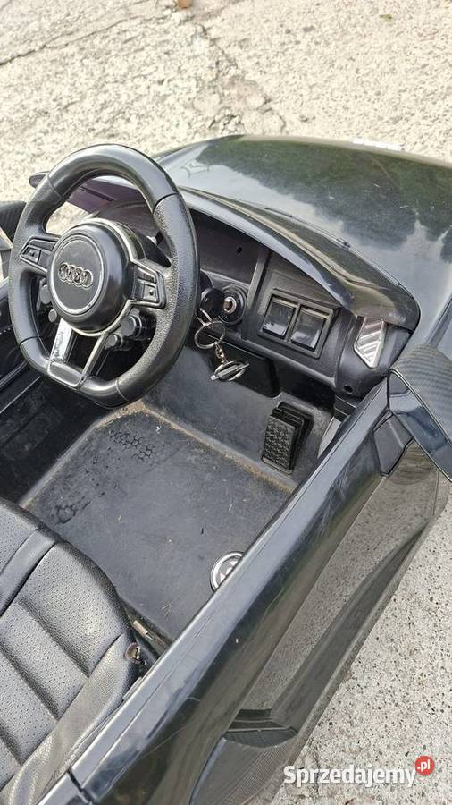 Audi R8 spyder na akumulator czarny
