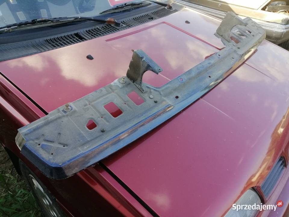 Polonez nosek przod listwa pod lampy fso polonez Suskowola