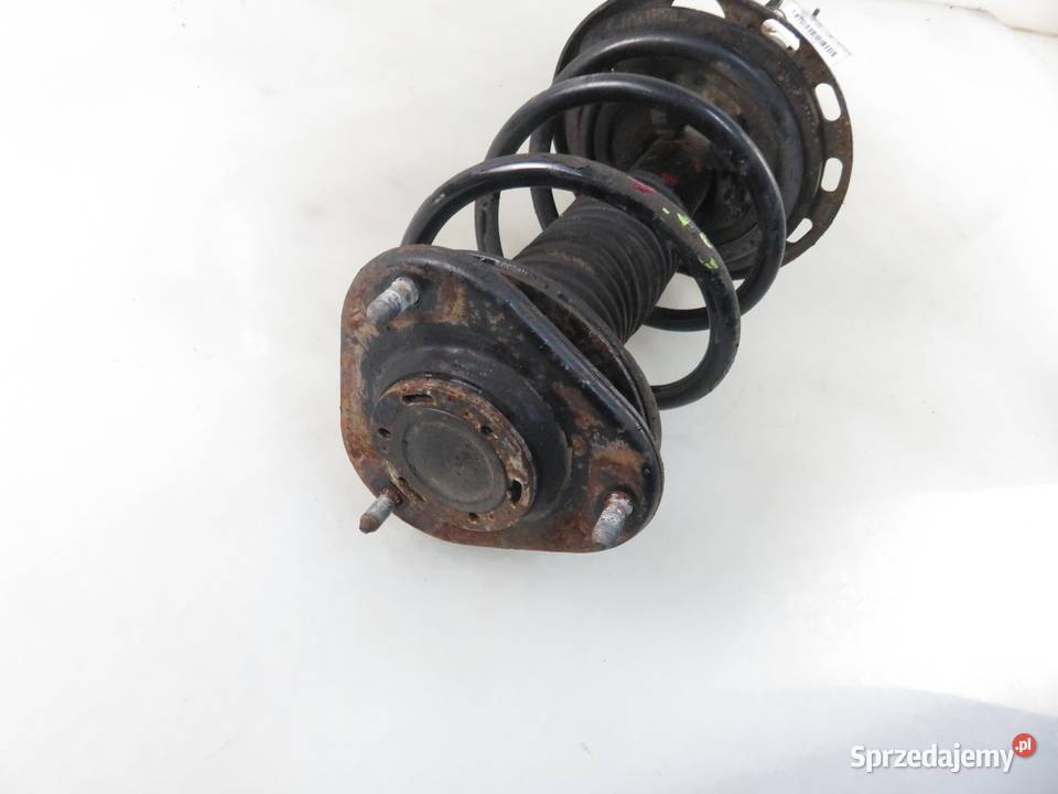 MCPERSON LEWY PRZEDNI TOYOTA RAV 4 III 22 D 4WD