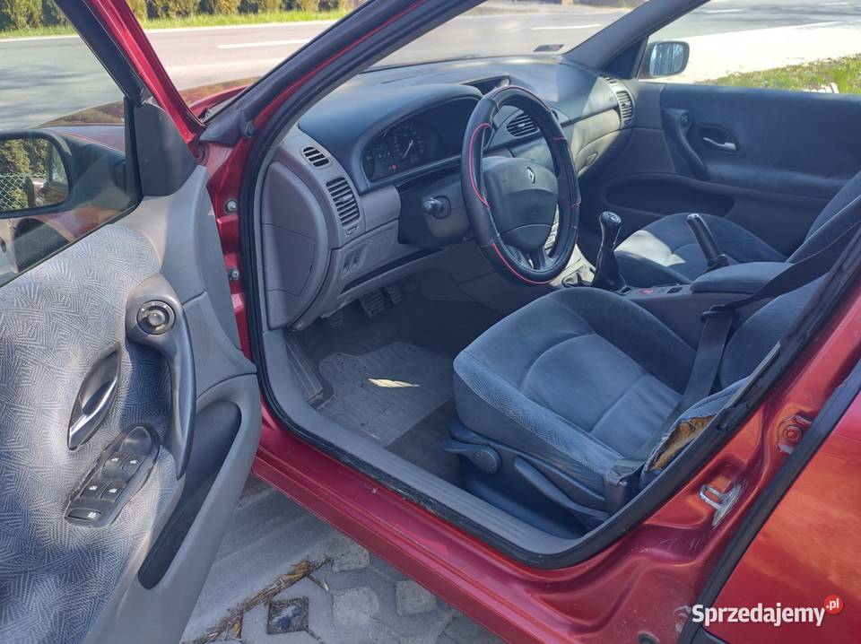 Renault Laguna 2 19 dci Uchanie