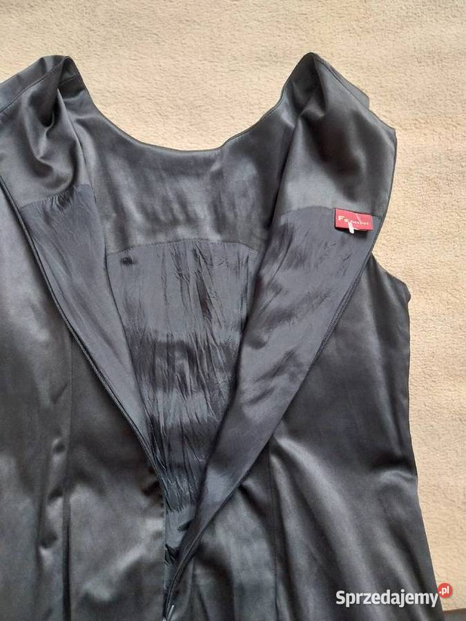 Czarna Damska firmy Femini Rozmiar 42(XL) Polkowice