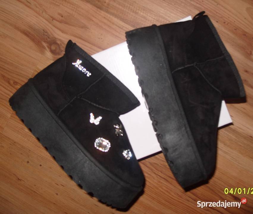 krótkie kozaczki śniegowce z cyrkoniowymi Kozaki Moda i Styl Rawicz sprzedam