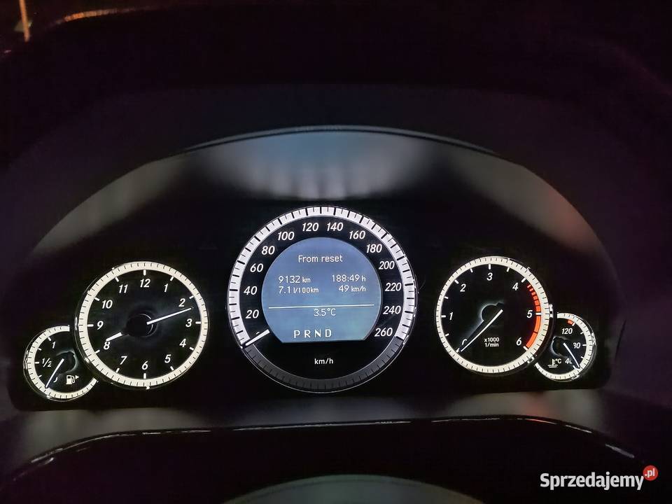 Mercedes EKlasa łądny egzemplarz