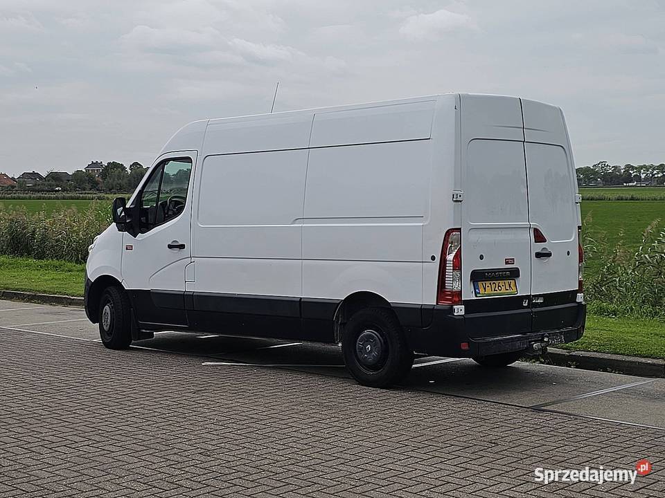 Renault MASTER 23 blaszak 4x2 2018 pomorskie